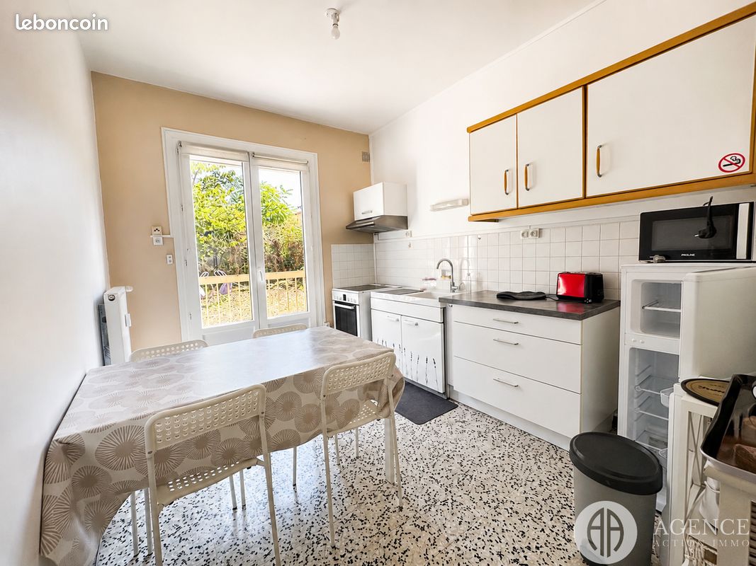 Appartement 3 pièces 45 m² · à Roussillon · 45 m² · 650 €/mois