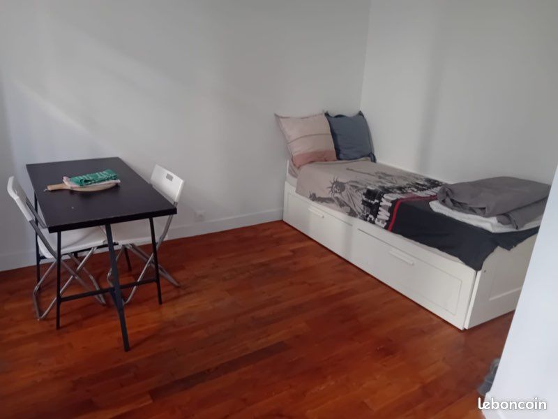 Appartement 1 pièce 19 m² · à Paris · 19 m² · 900 €/mois