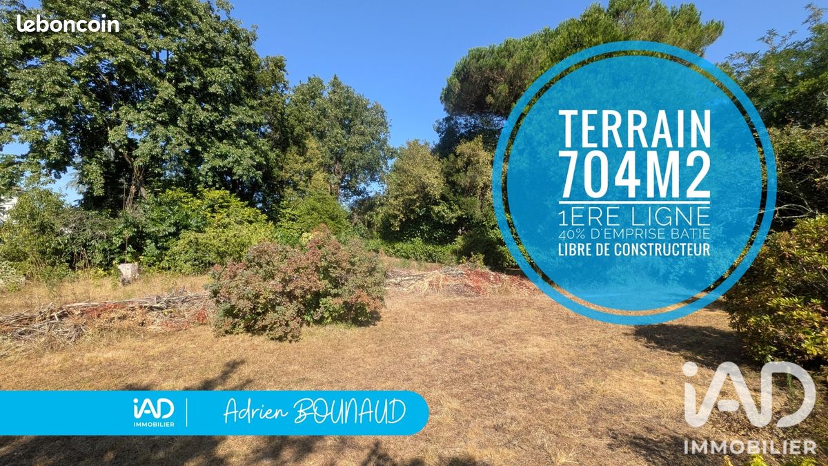 Terrain 704 m² · à Pessac · 704 m² · 235 000 €
