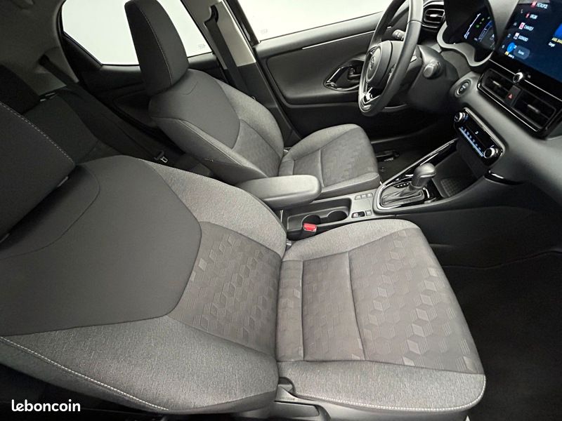 Toyota Yaris Hybrid Design 1.5 116 ch (image 23)