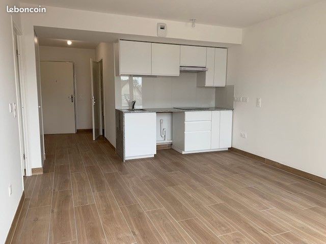 Appartement 2 pièce(s) 44 m²à louer Sainte-genevieve-des-bois