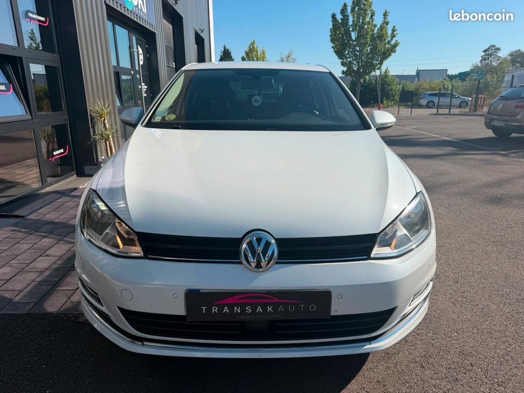 VOLKSWAGEN GOLF 7 2.0 TDI 150 ch BlueMotion Technology Carat avec GPS / RÉGULATEUR / RADAR AVANT ET ARRIÈRE (image 7)