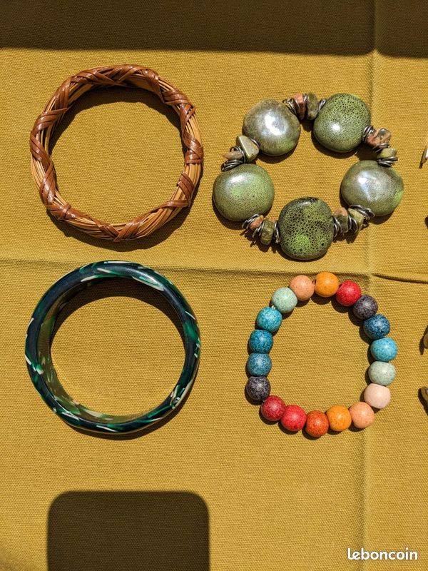 Lot de bracelets (image 3)