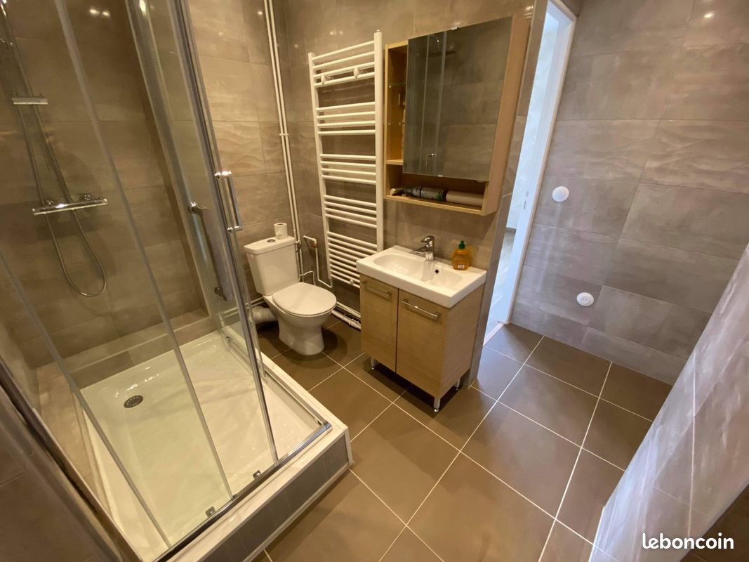 Appartement 2 pièces 42 m² · à Manom · 42 m² · 1 000 €/mois