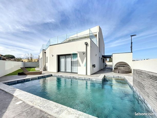 Maison 7 pièces 230 m²