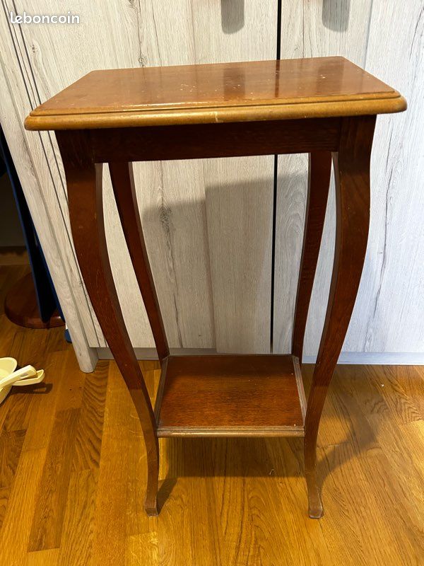 Meuble d’appoint (image 1)
