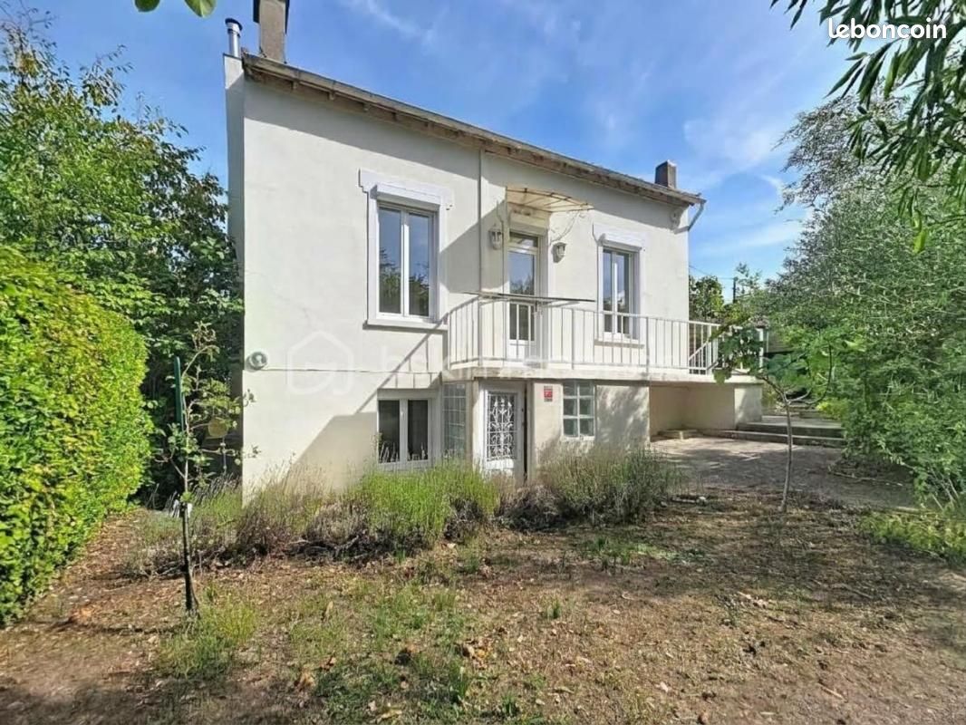 Maison 6 pièces 107 m² · à Nanterre · 107 m² · 620 000 €
