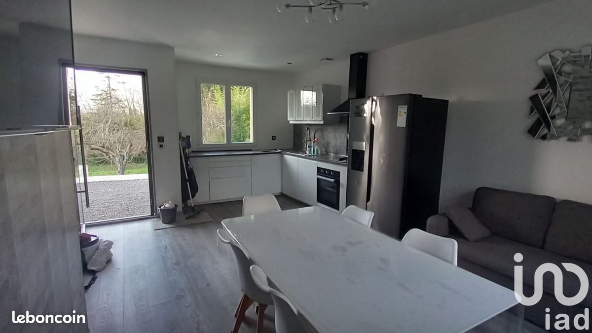 Maison 3 pièces 62 m² - La Couronne 16400 (image principale 4)