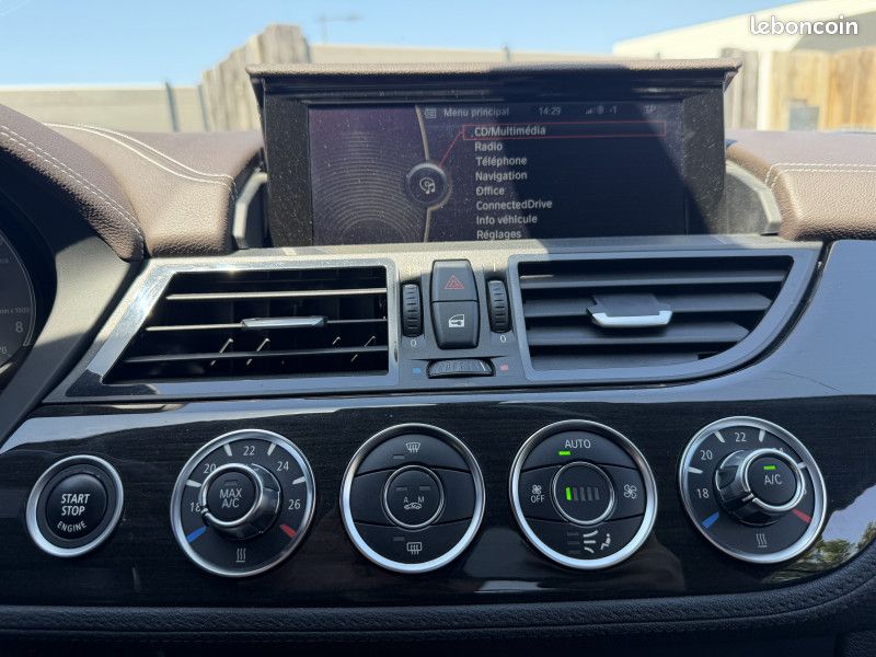 Bmw Z4 ROADSTER (E89) SDRIVE 35ISA 340CH M SPORT DKG - 1ERE MAIN - SUIVI - GARANTIE 12 MOIS (image 23)
