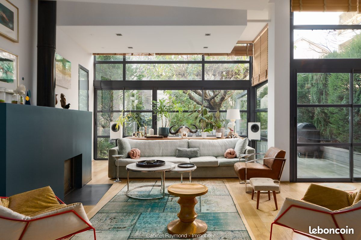 Maison 9 pièces 405 m² · à Grenoble · 405 m² · 1 098 000 €