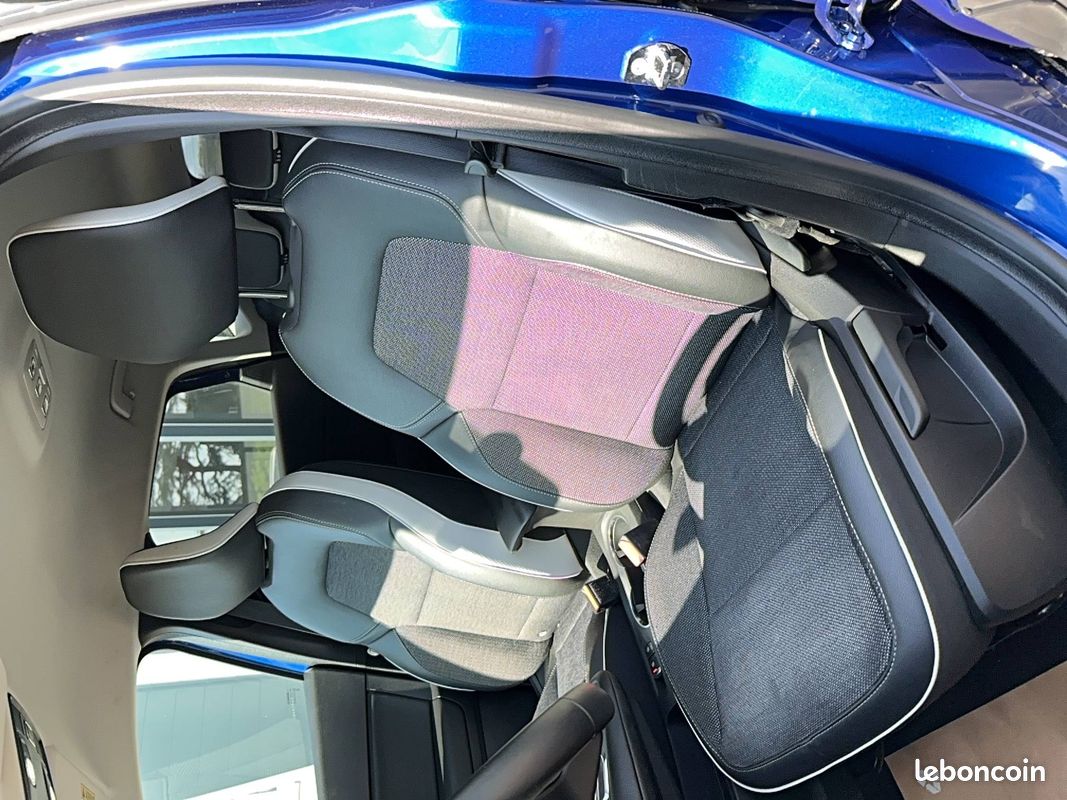 RENAULT Captur E-Tech Plug-in 160 - 21 Intens (image 9)