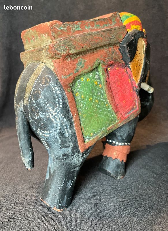 Eléphant harnaché bois sculpté et peint Inde (image 15)