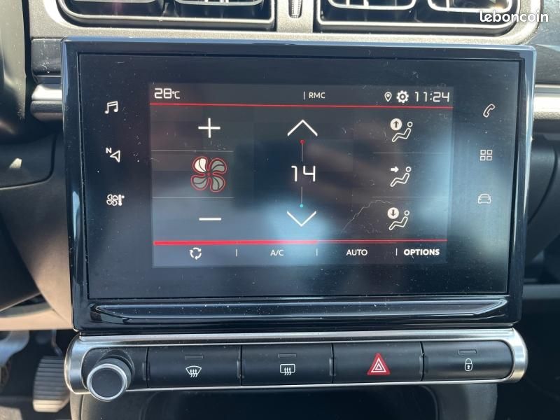 Citroen C3 1.2 PureTech 83ch S&S Feel Business (image 22)