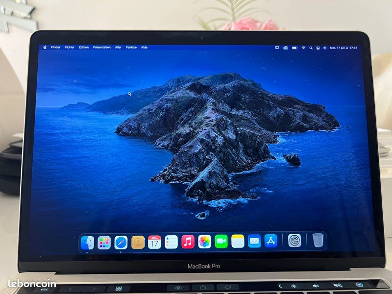 Macbook Pro Touchbar 16gb ram /512gb ssd (image 3)