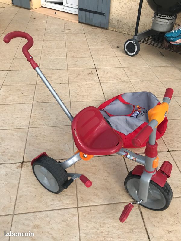 Tricycle (image 1)