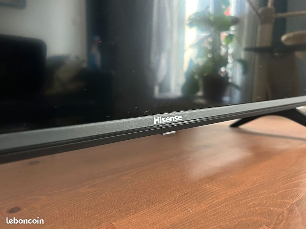 TV Hisense 32A4K 32 pouces (80 cm) Smart TV + télécommande (image 3)