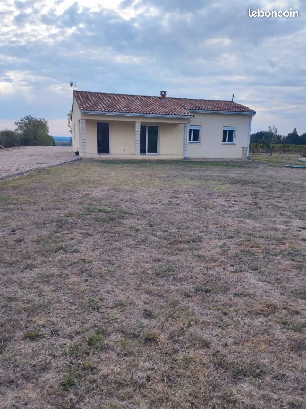 Maison 4 pièces 97 m² · à Pineuilh · 97 m² · 900 €/mois