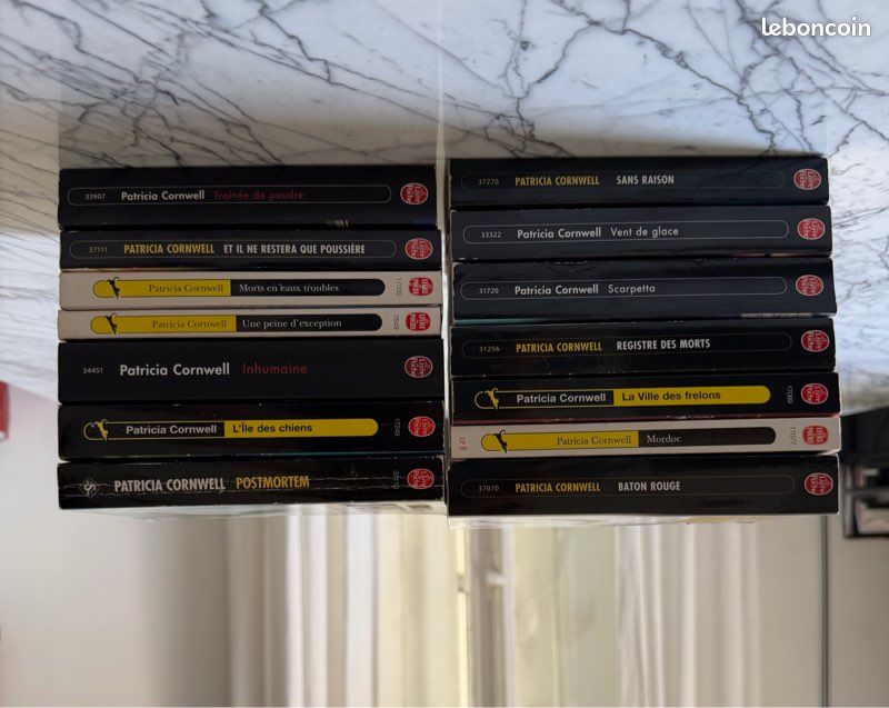 Lot 14 romans Patricia Cornwell Kay Scarpetta Livre de Poche thriller (image 2)