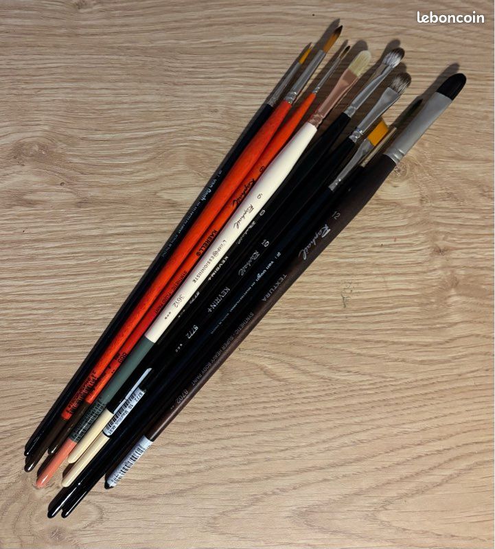 Lot De 40 Pinceaux D'Artiste Avec Manche En Bois Pour Peinture Acrylique, Détails Et Peinture D'Art