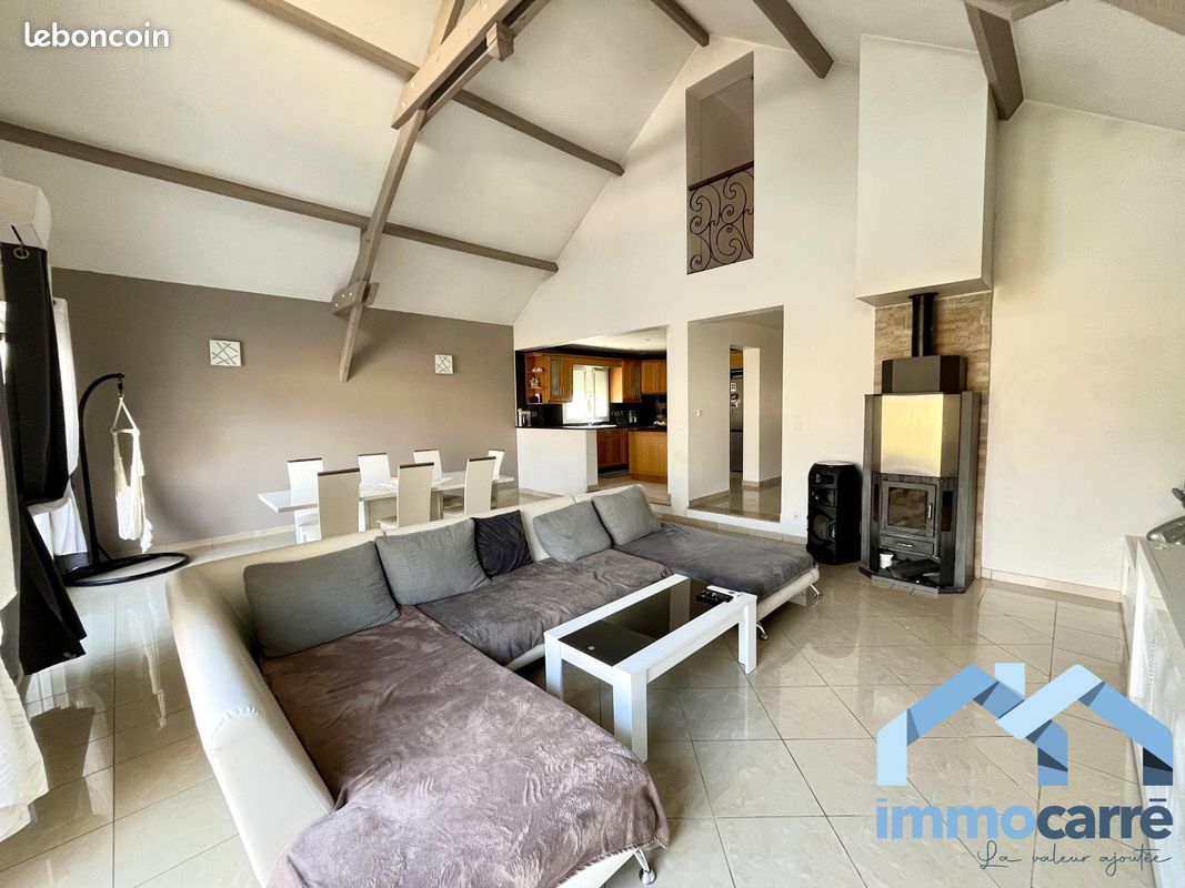 Maison 6 pièces 162 m² · à Pontcarré · 162 m² · 420 000 €