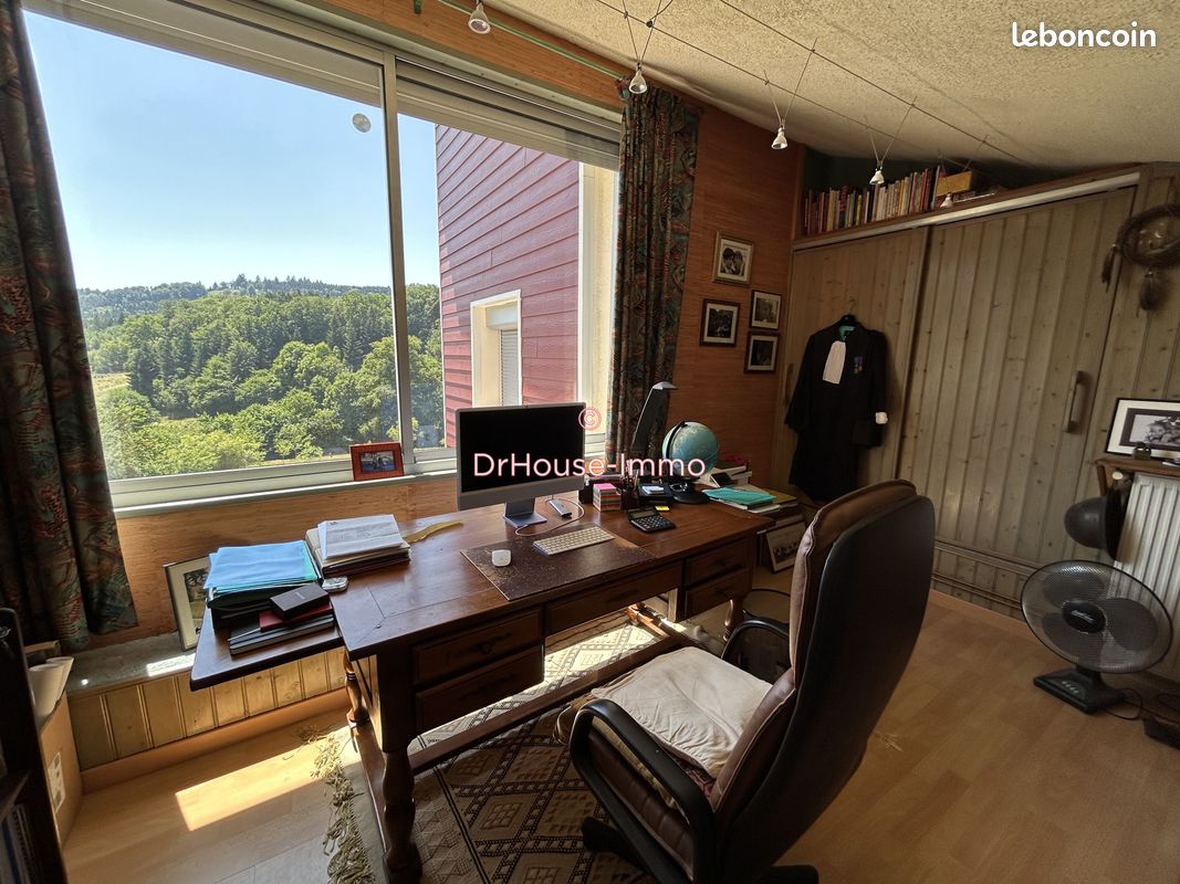 Propriété 9 pièces 240 m² (image 7)