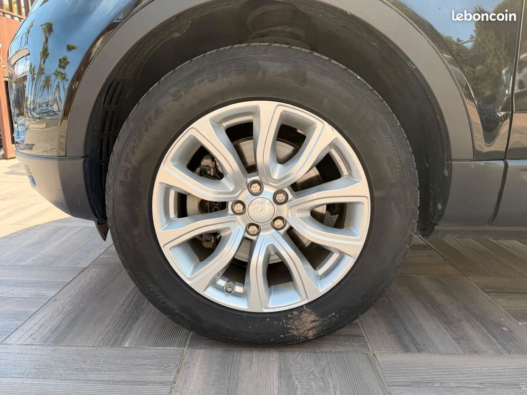 Range Rover Evoque 2.0 TD4 150ch - 2019 - 57 500 km - Caméra de recul - Faible kilométrage (image 32)