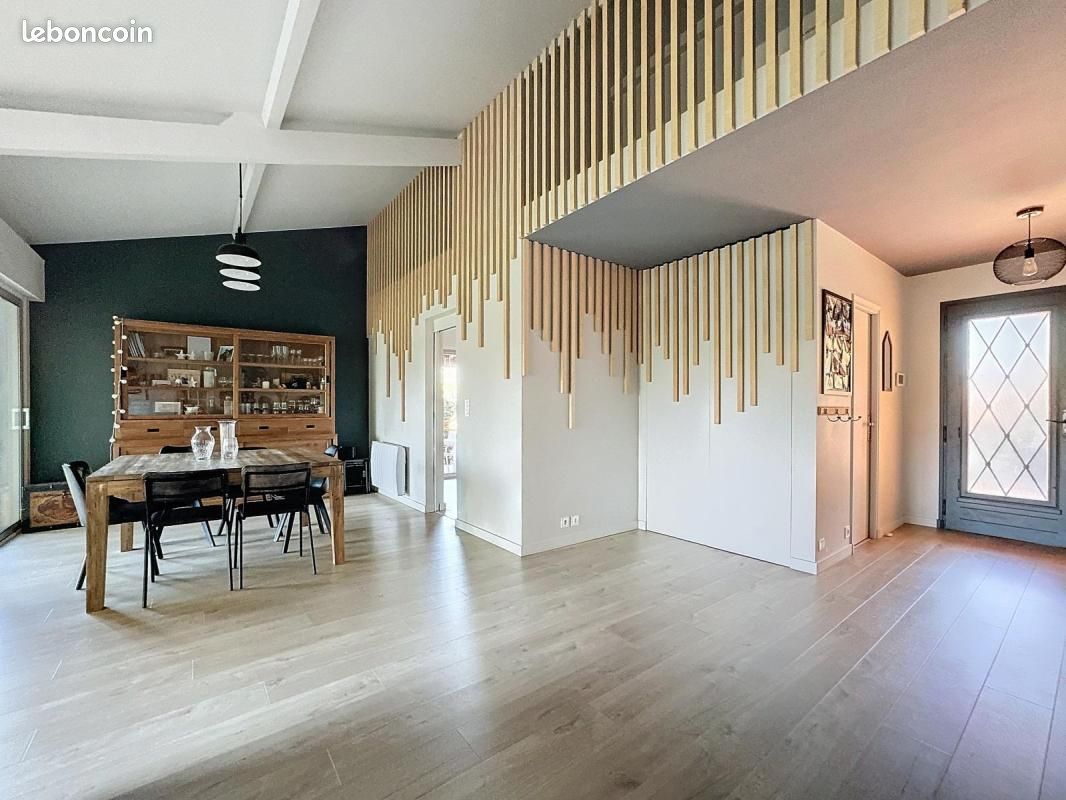 Maison 5 pièces 150 m² · à Tournefeuille · 150 m² · 2 200 €/mois