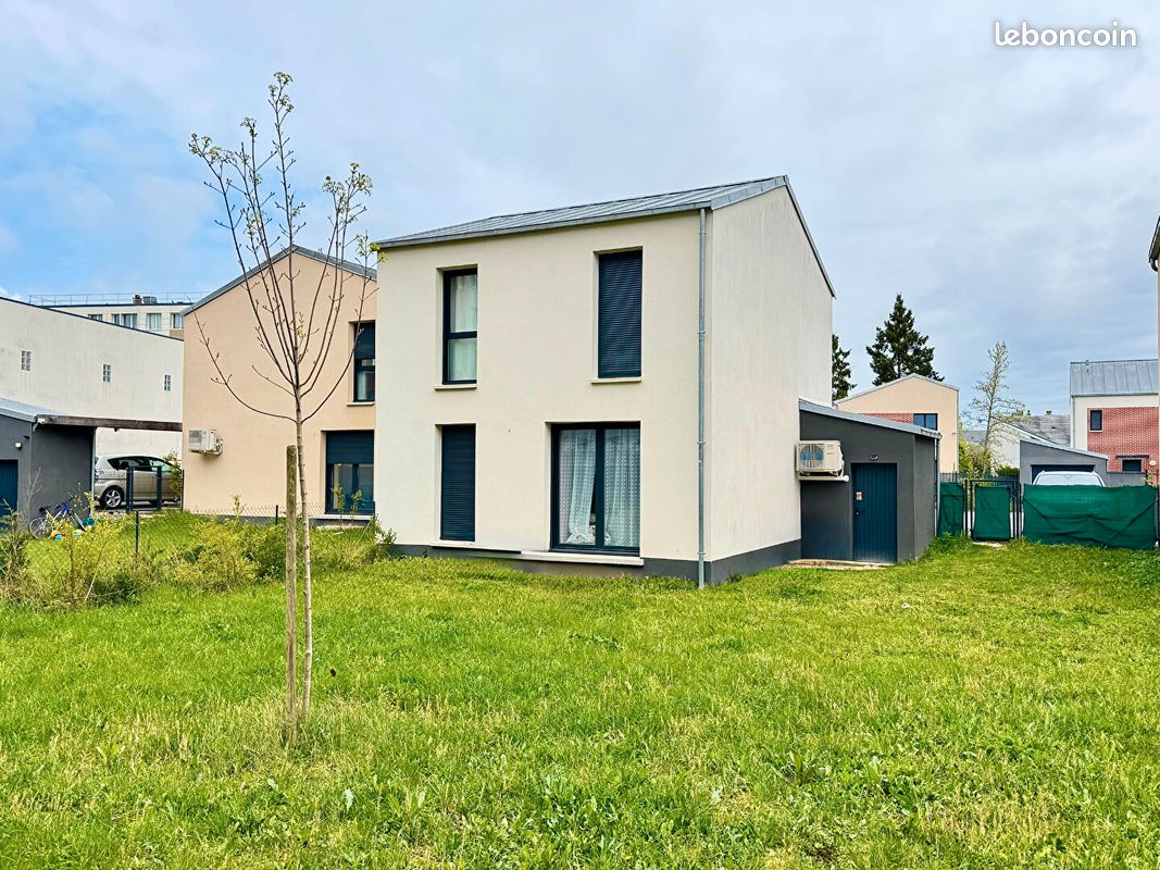 Maison 4 pièces 82 m² · à Orléans · 82 m² · 240 750 €