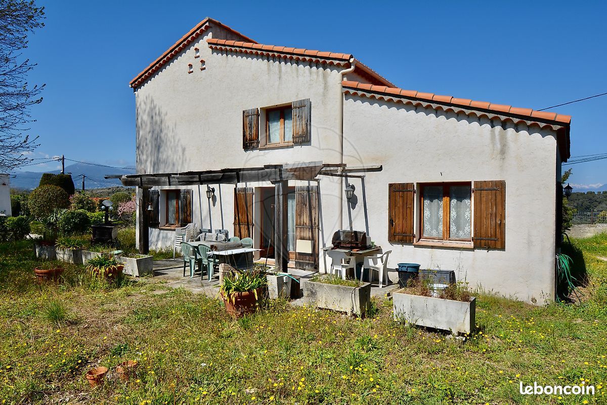 Maison 5 pièces 159 m² · à Villeneuve-Loubet · 159 m² · 749 000 €