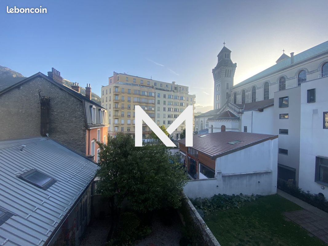 Appartement 2 pièces 30 m² · à Grenoble · 30 m² · 586 €/mois