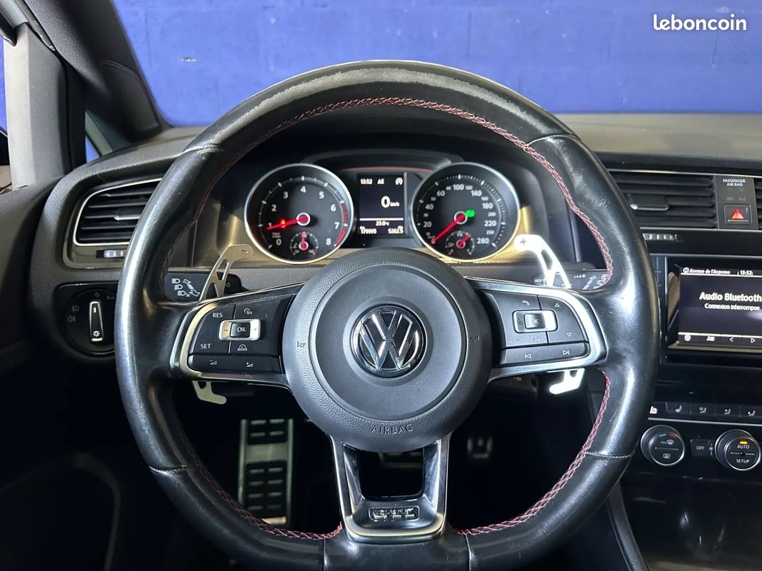 VOLKSWAGEN Golf VI 7 2.0 230ch GTI Performance DSG 7 - 2014 - Suivi complet - Boîte auto - LED (image 9)