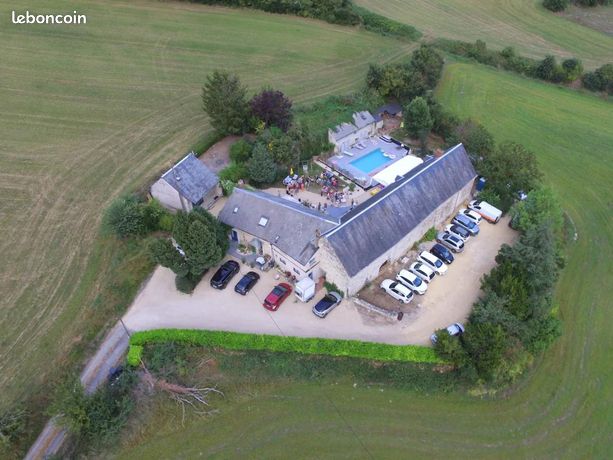 Maison 10 pièces 300 m²