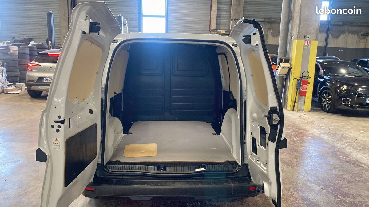 Renault kangoo van fg tole blue dci 95 l1 gsr2 (image 19)