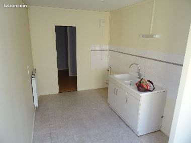 Appartement 4 pièces 77 m² · à Issoudun · 77 m² · 515 €