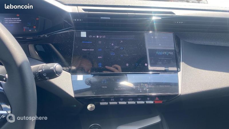 Peugeot 308 Sw 1.2 Hybrid 145ch Allure e-DCS6 (image 19)
