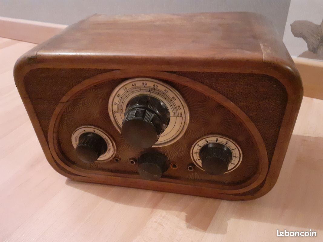 Ancienne radio, récepteur de TSF des années 25 / 30 (image 1)