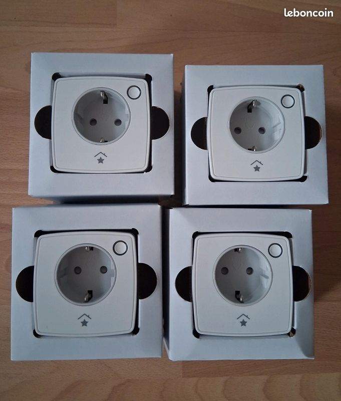 Neuves emballées Lot 4 prises connectées smart home (image 1)