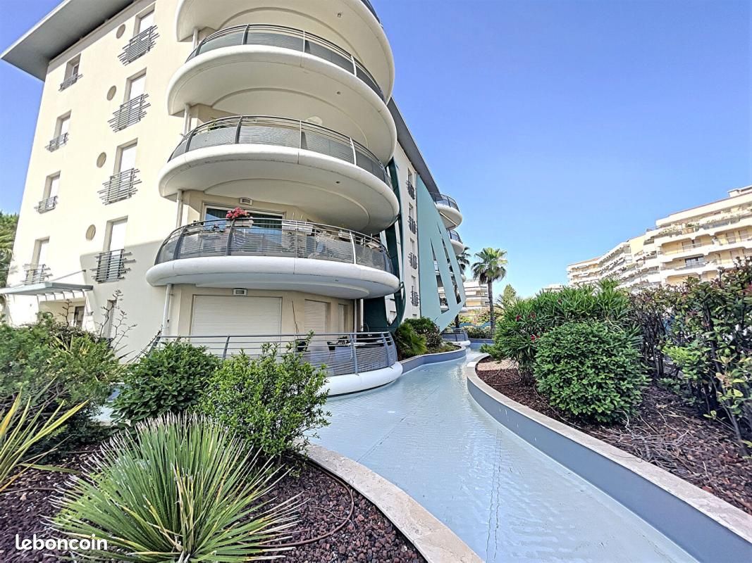 Appartement 4 pièces 95 m² · à Fréjus · 95 m² · 885 000 €