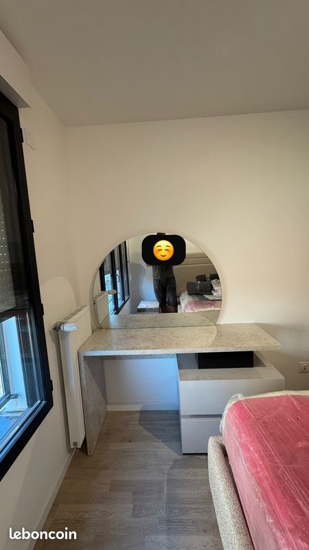 Coiffeuse et table de chevet (image 1)