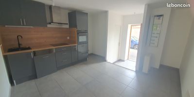 Maison 4 pièces 122 m² · à Vic-sur-Seille · 122 m² · 720 €/mois