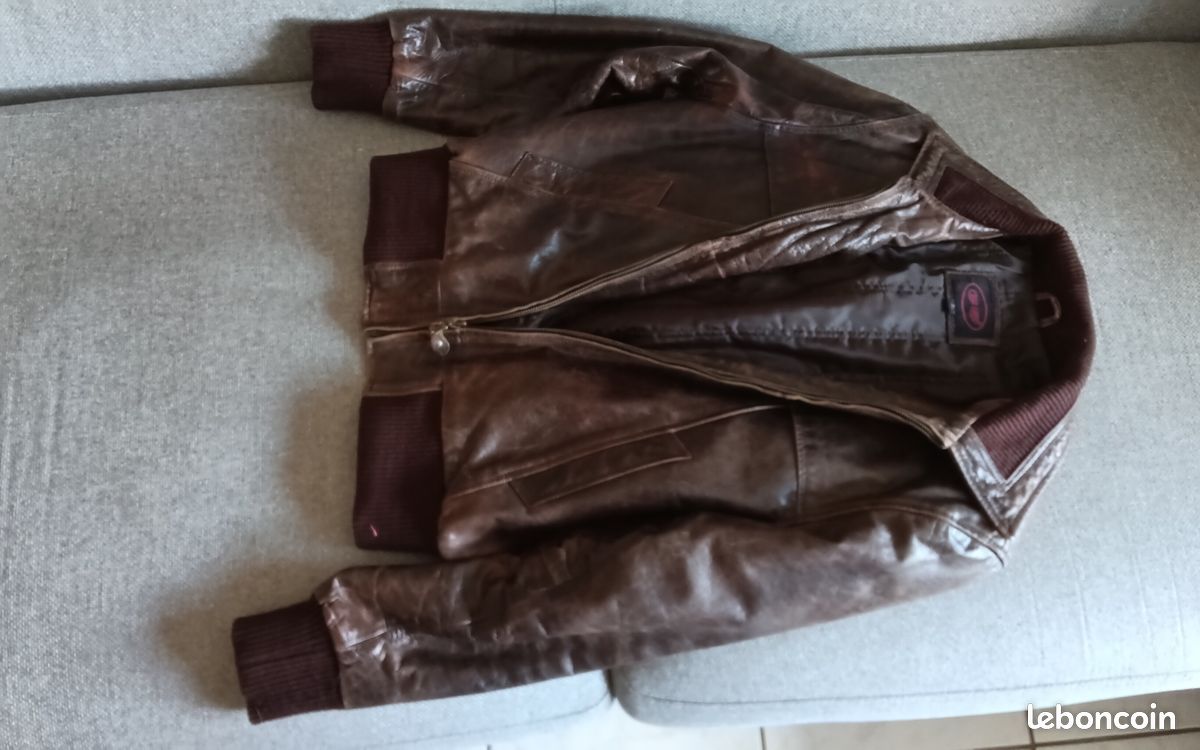Veste vintage en cuir d agneau marron marque cuir land Taille L modèle avec col et poignets côtelés fermeture zippée bel aspect vieilli bon état (image 2)
