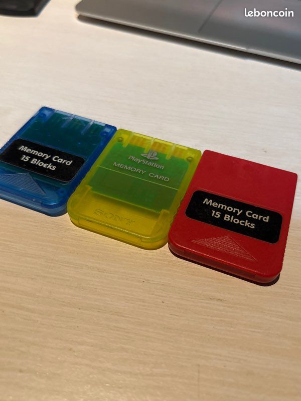 LOT DE 11 Carte Mémoire Playstation 1 EUR 15,00 - FR