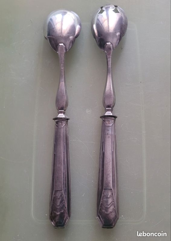 Paire de couverts à salade en métal argenté (image 2)