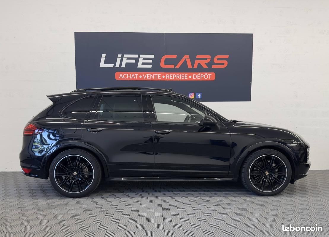 Porsche Cayenne II (958) S V8 400ch 2012 Entretien complet 3eme main (image 5)