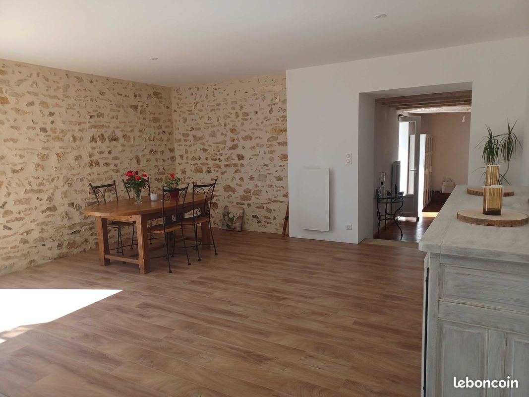 Maison 5 pièces 158 m² - Chasseneuil-sur-Bonnieure 16260 (image principale 3)