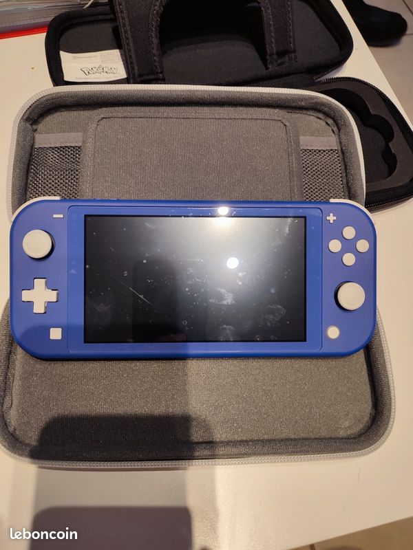 Console portable Nintendo Switch Lite (image 2)