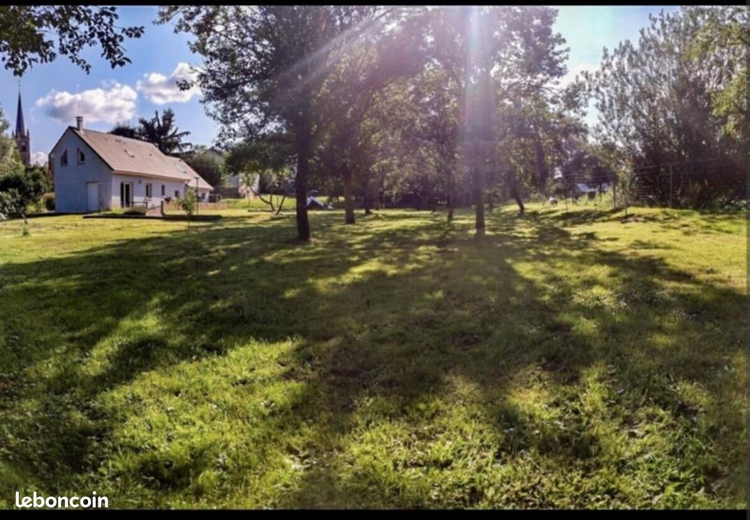 Maison, grand terrain et logement saisonnier (image 1)