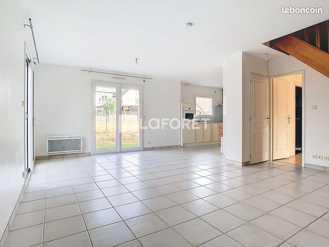 Maison 5 pièces 87 m² · à Béganne · 87 m² · 790 €/mois