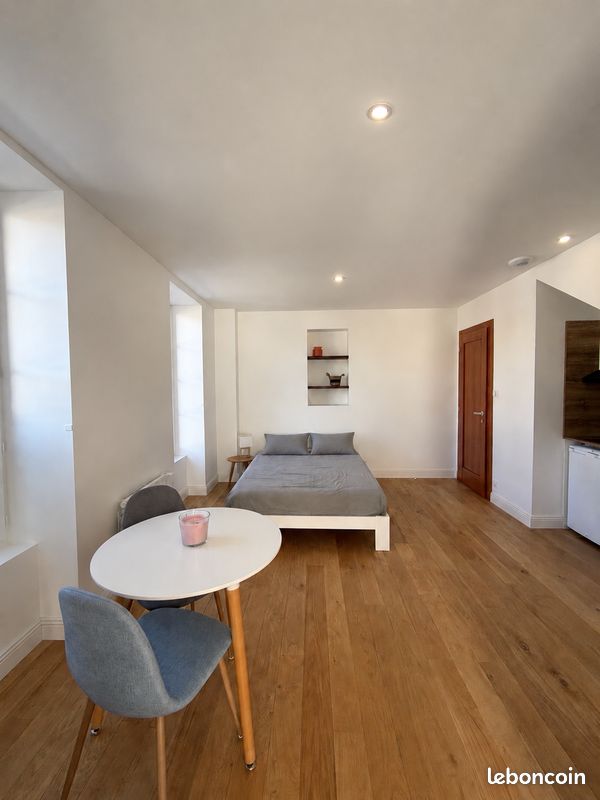 Appartement 1 pièce 24 m² · à Saint-Marcel · 24 m² · 570 €/mois