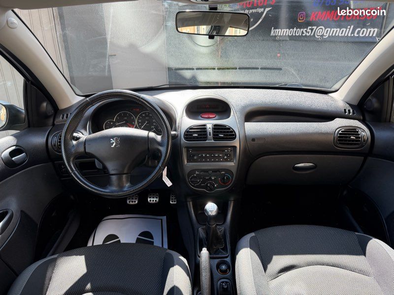 Peugeot 206 1.4 75cv JBL Ja15 Clim rétro électrique vitre électrique 3portes (image 2)